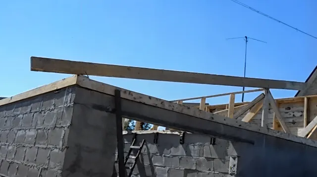 Как рассчитать несущую способность стропильной системы односкатной крыши